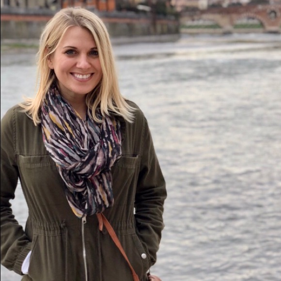 Meet Your Posher, Diana - Picture 3 of 4